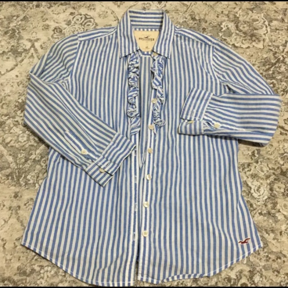 Hollister shirt with ruffle detail